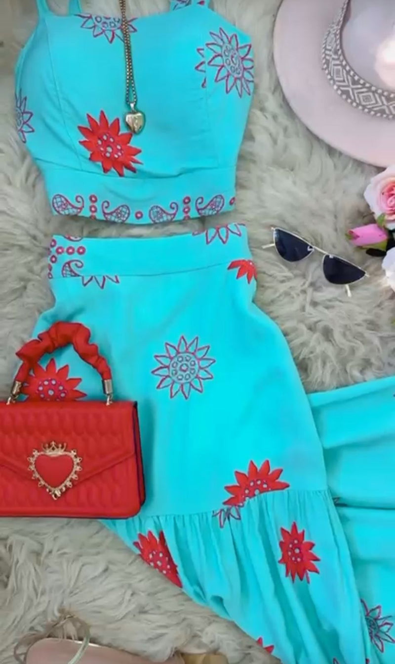 Conjunto saia e cropped verde água com bojo