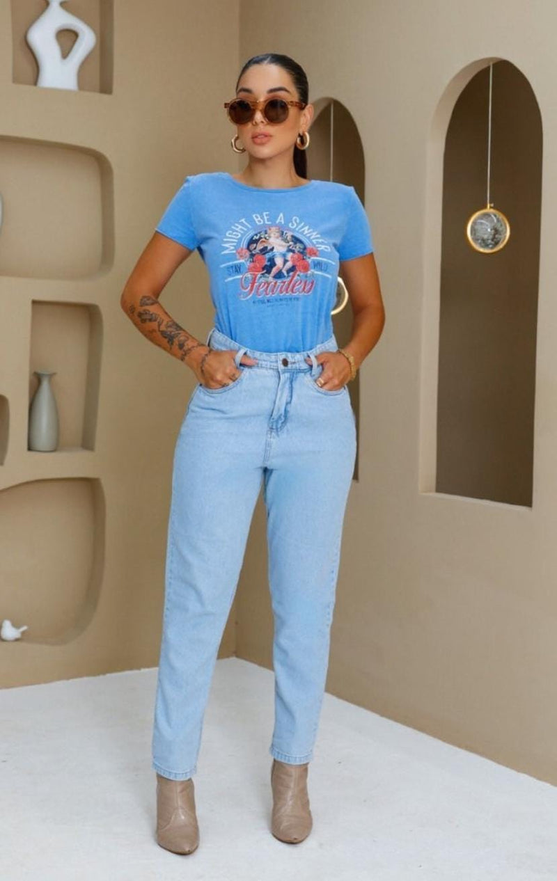 Calça jeans reta azul clara