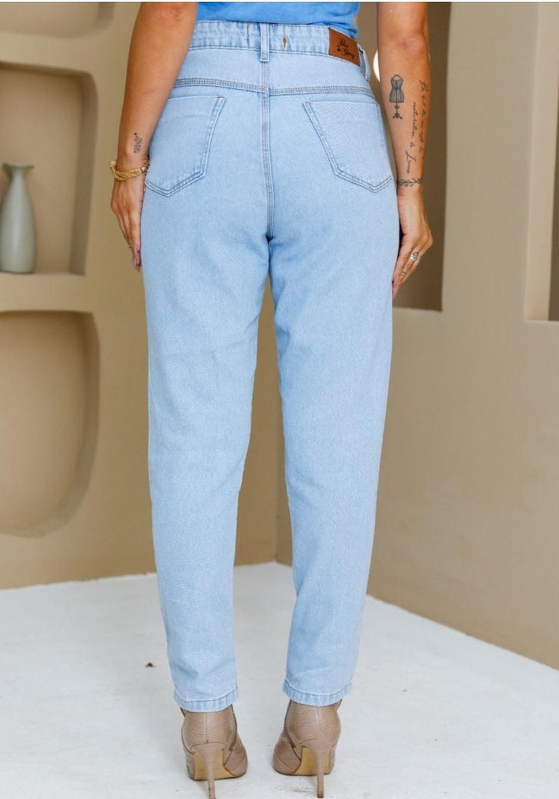 Calça jeans reta azul clara