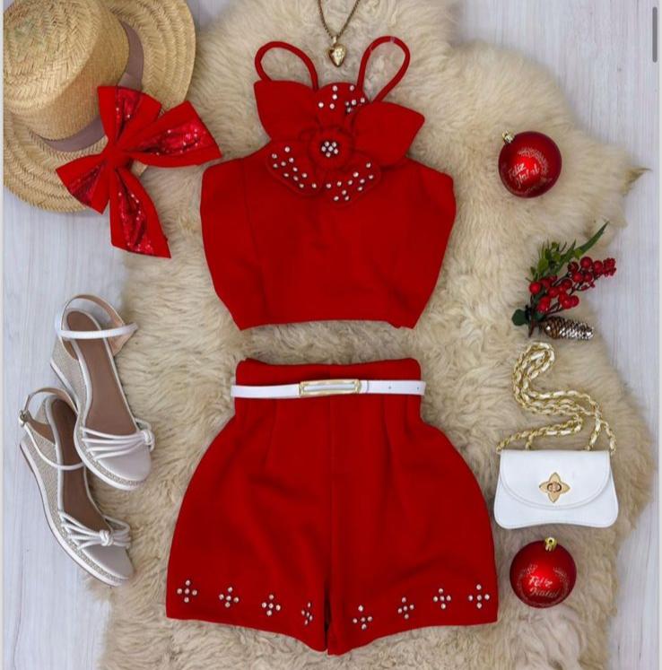 Conjunto Neo Preme com detalhes em flor