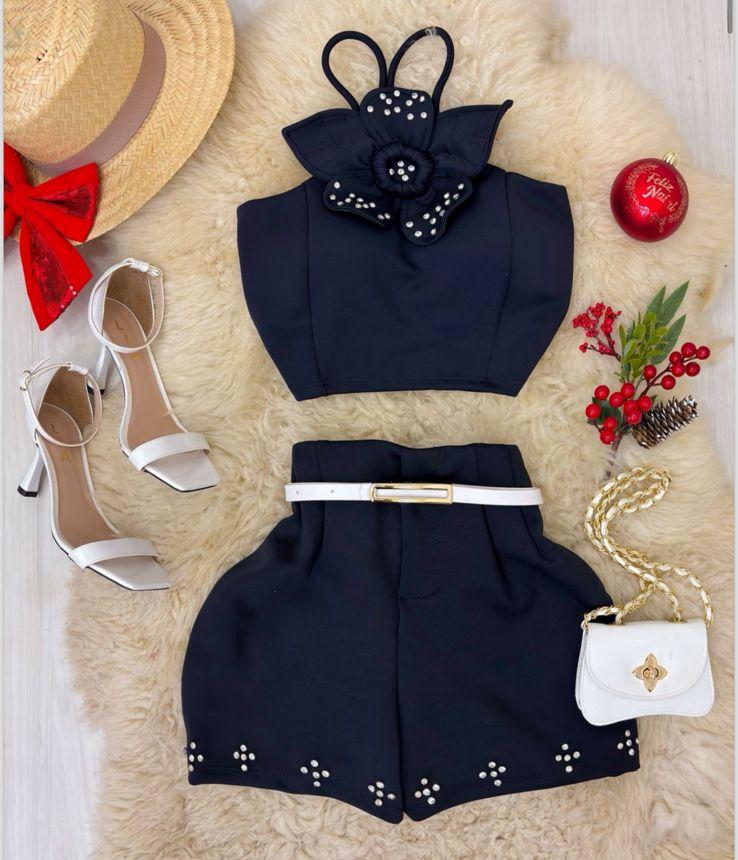 Conjunto Neo Preme com detalhes em flor