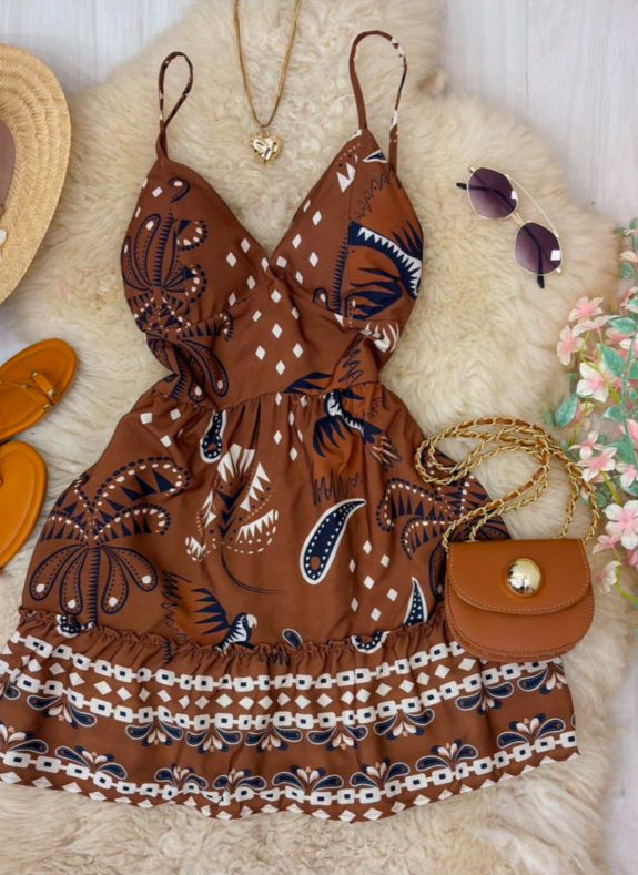 Vestido marrom em crepe